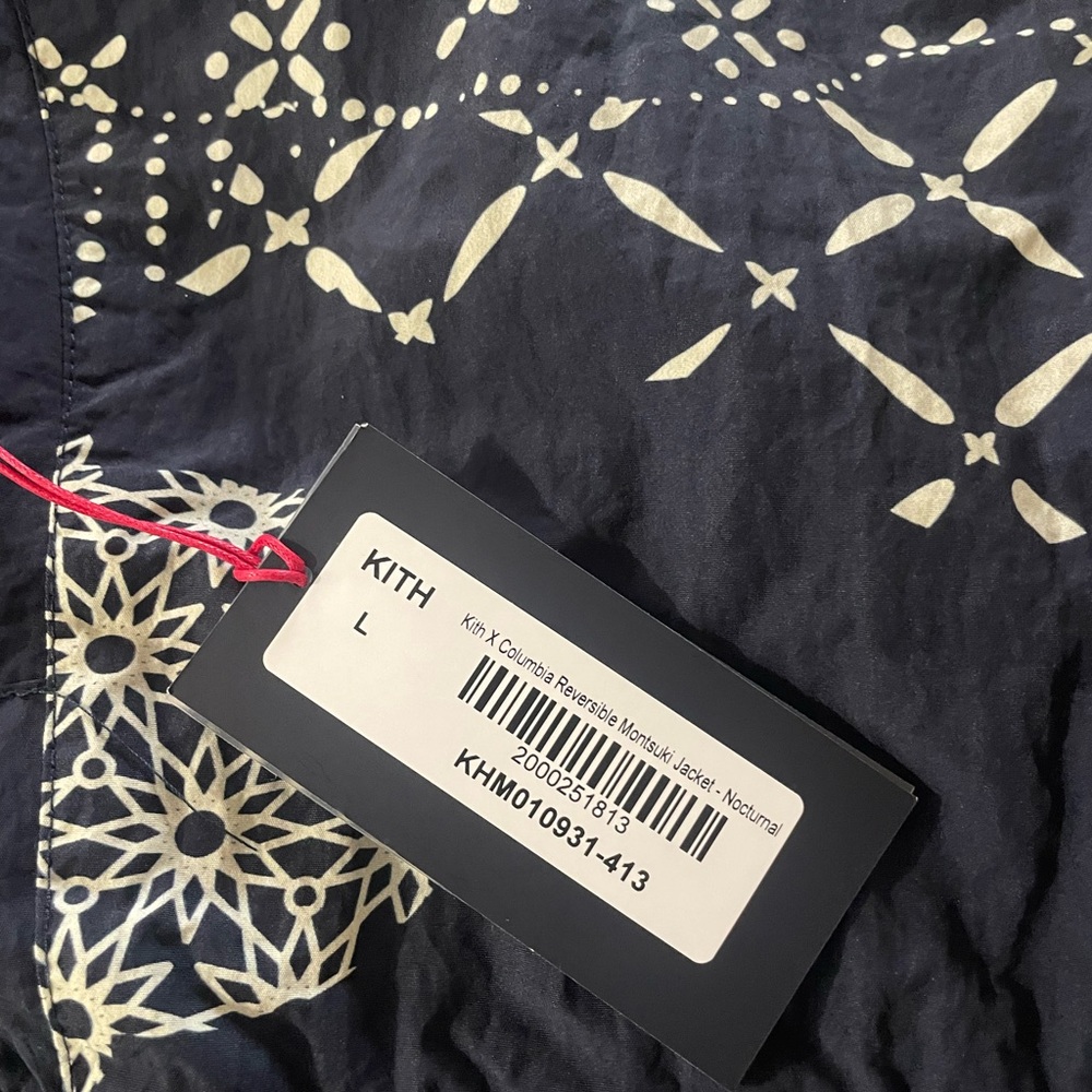 Kith Columbia NSE Reversible Nocturnal Montsuki Jacket size Large In hand - Picture 14 of 15